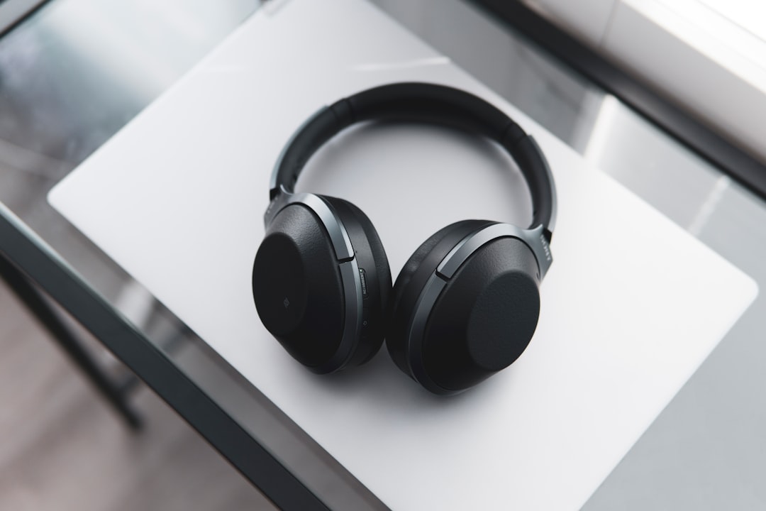 The Best Noise-Canceling Headphones for Peaceful Listening